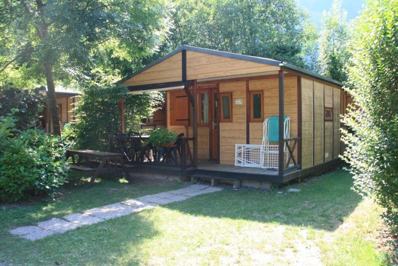 Camping Le Colporteur Hotell Le Bourg-dʼOisans Exteriör bild